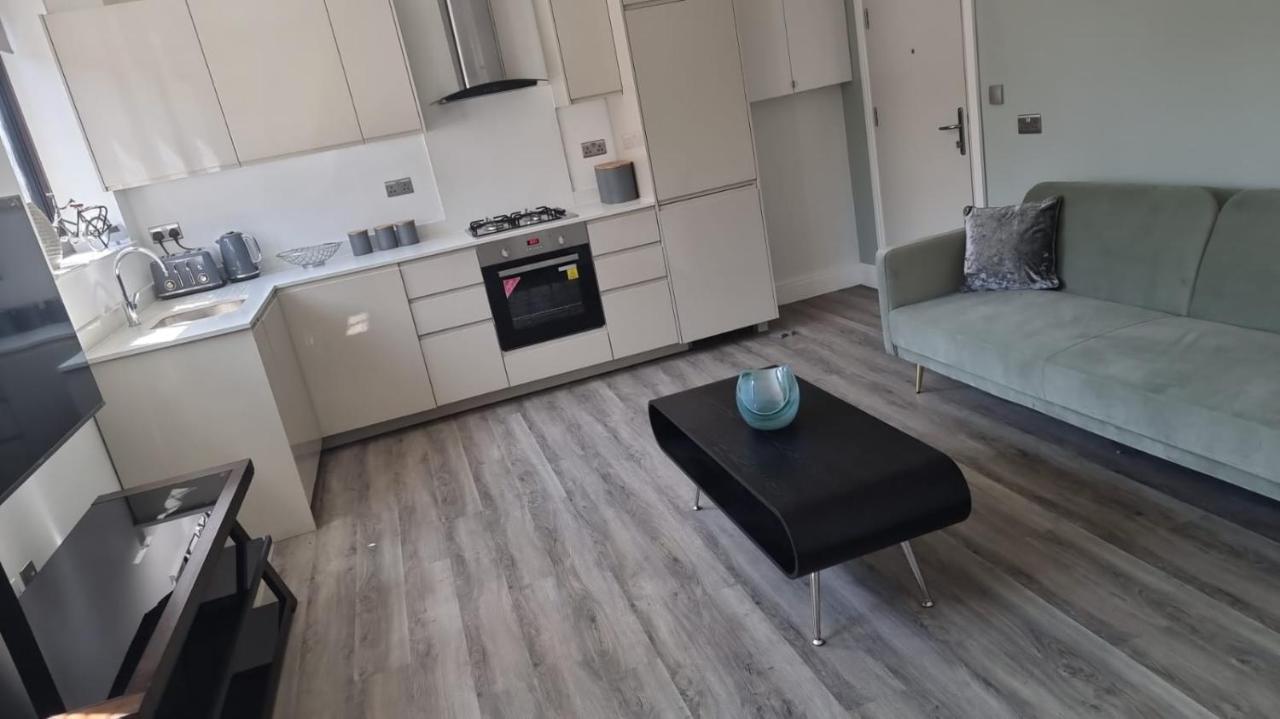 Jasmin Apartments - Luxury 1 & 2 Bedroom Units With Free Parking Bushey Luaran gambar